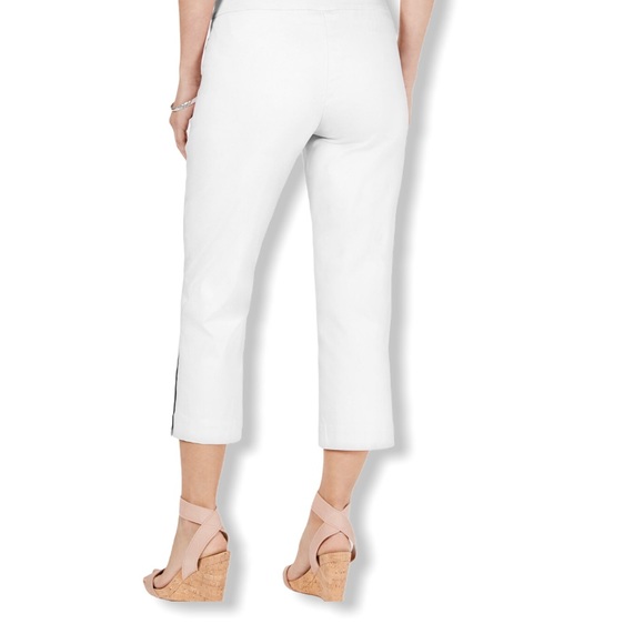 Jm Collection Button-Hem Tummy-Control Cap… - Picture 2 of 6